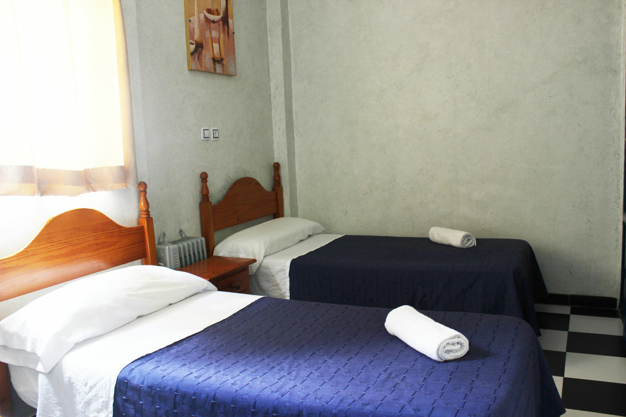 Pension Lisdos Seville Exterior photo